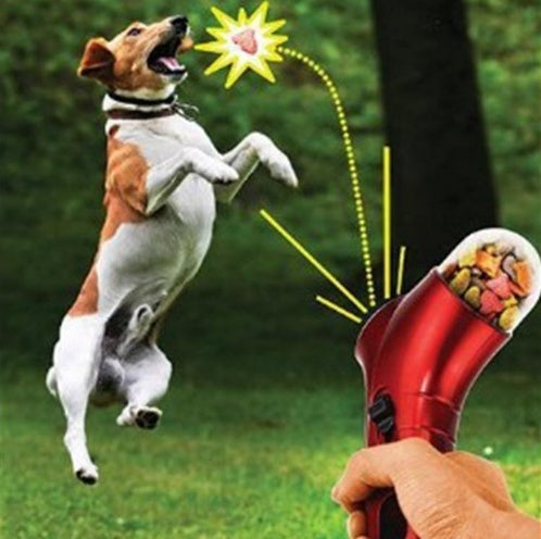 Pet Food Launcher – Interactive Treat Catapult Toy for Dogs & Cats