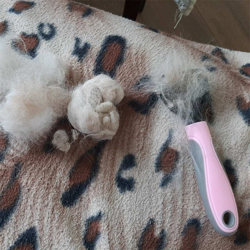 2-in-1 Grooming Brush for Dogs & Cats – Deshedding & Dematting Comb with Dual-Sided Teeth